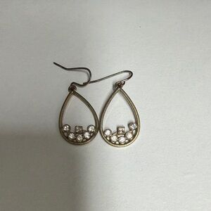 Elegant Gold Teardrop Earrings with Crystal Accents